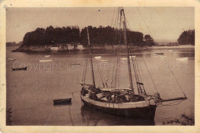 Saint Briac sur mer: le mouillage du B�chet et le chateau du Nessay en 1945